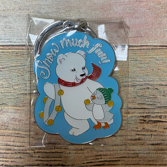 2022 Postcards & Keychain Hallmark Keepsake Ornament Club NWT - Picture 4 of 5